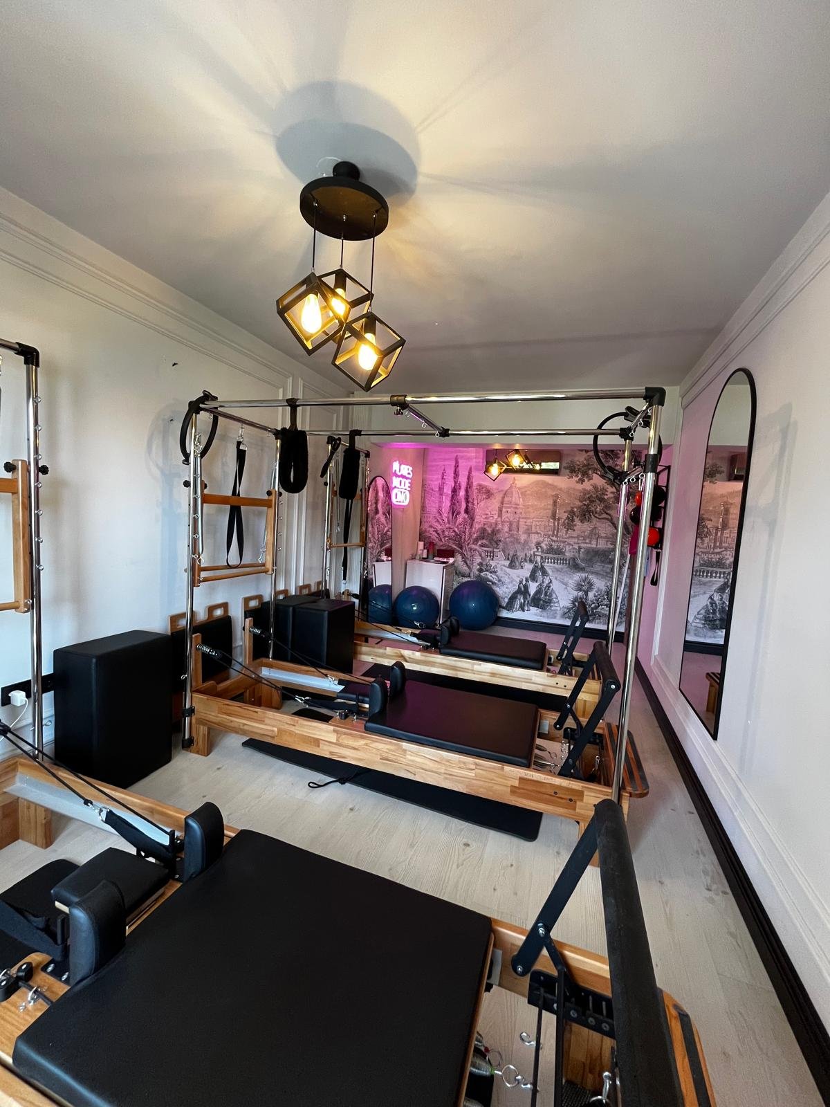 Forum Pilates reformer stüdyosu fotoğrafı 12