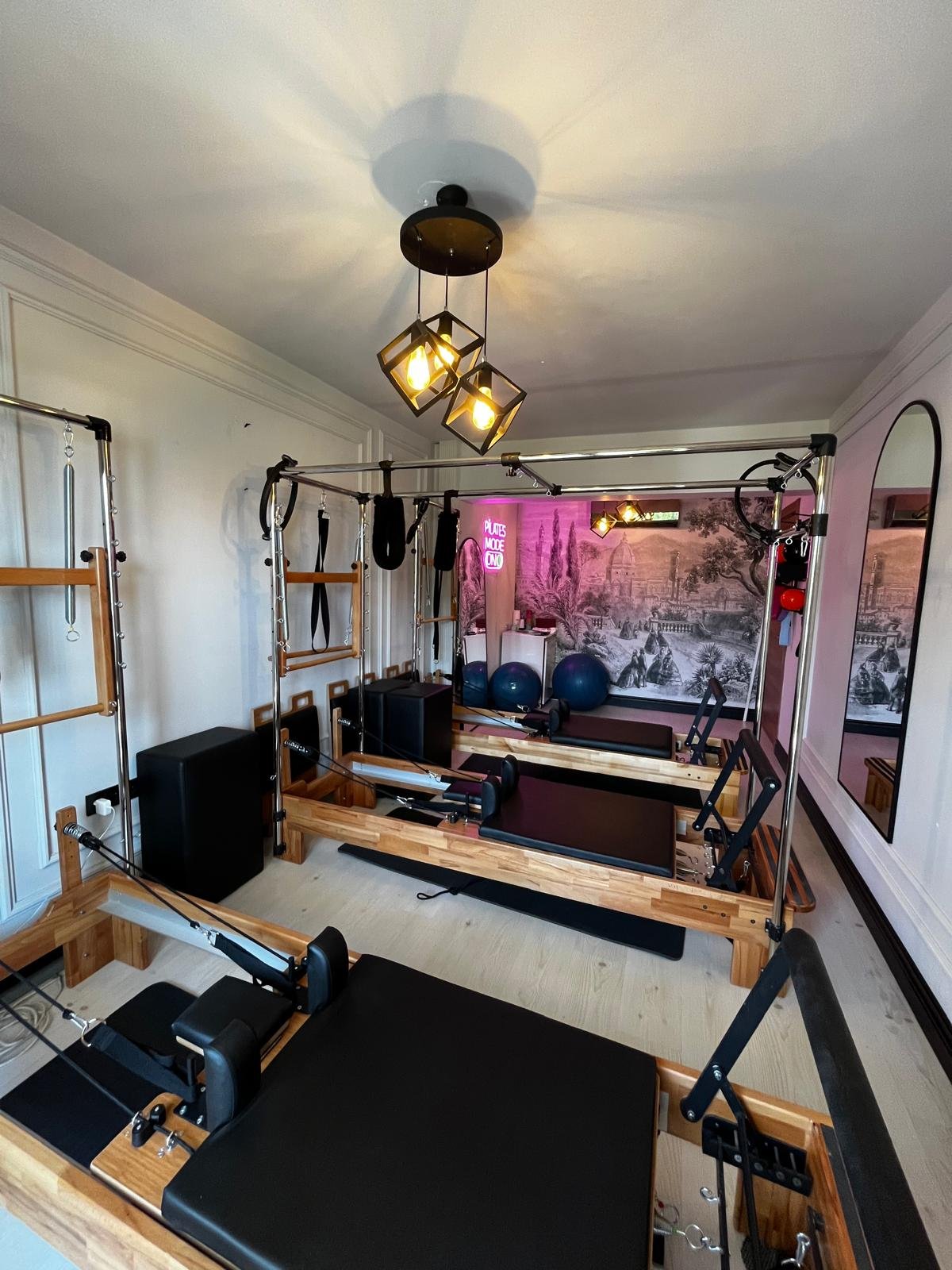 Forum Pilates reformer stüdyosu fotoğrafı 13